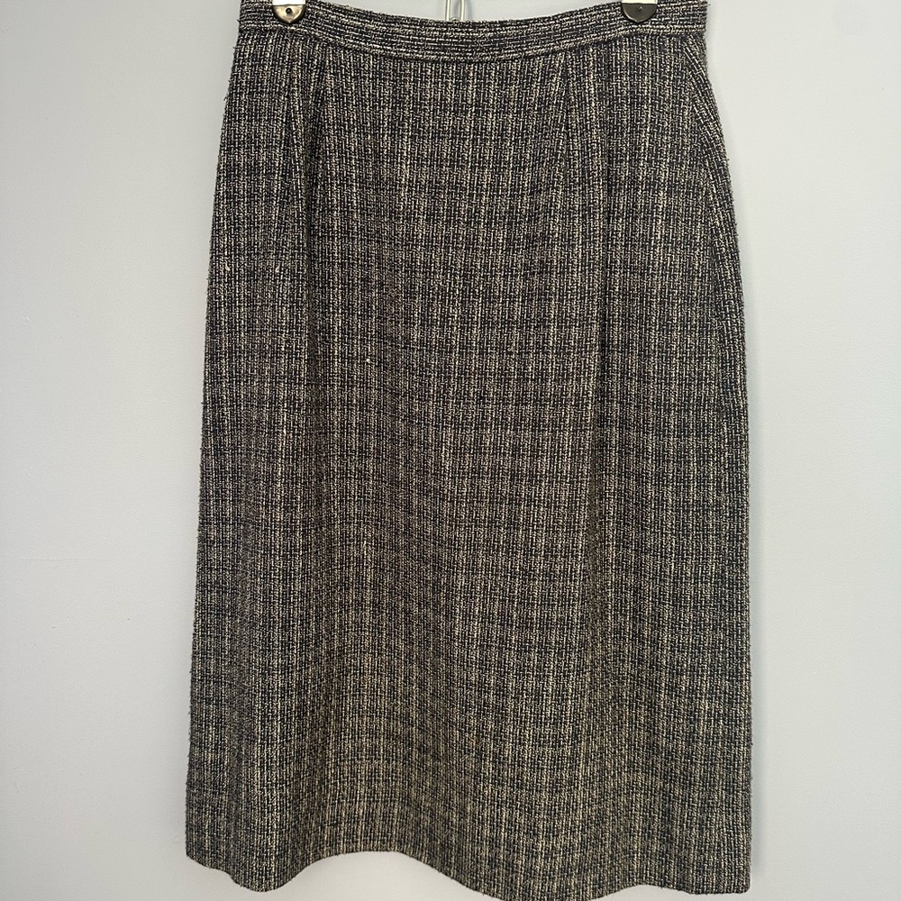 Elegant Vintage Silk and Cotton Tweed Skirt